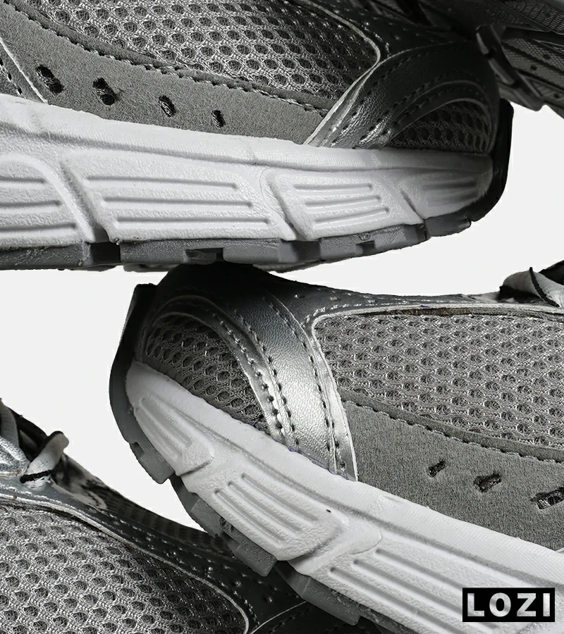 کفش کتانی مردانه و زنانه طوسی سفید نایک NIKE v5 RNR مدل 7323