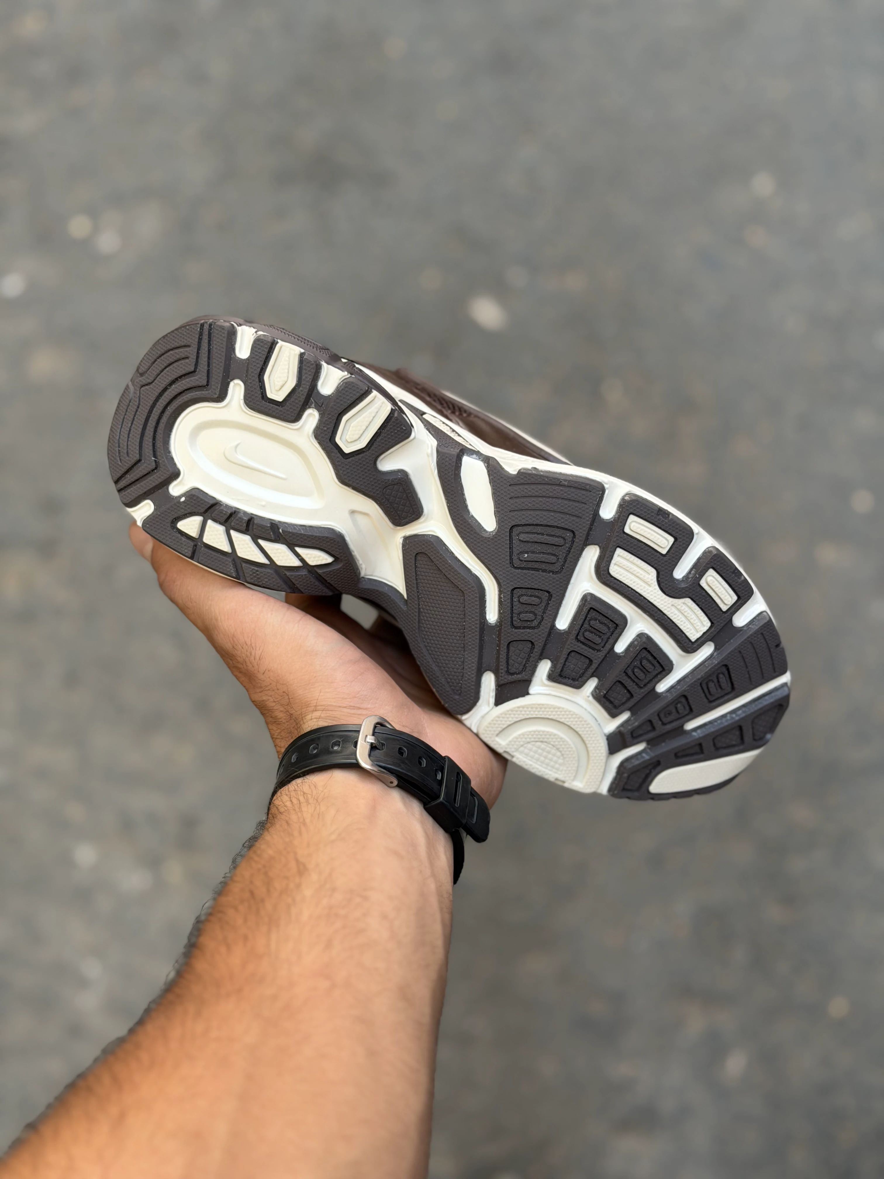 کتانی نایک V5K قهوه‌ای کد(190)