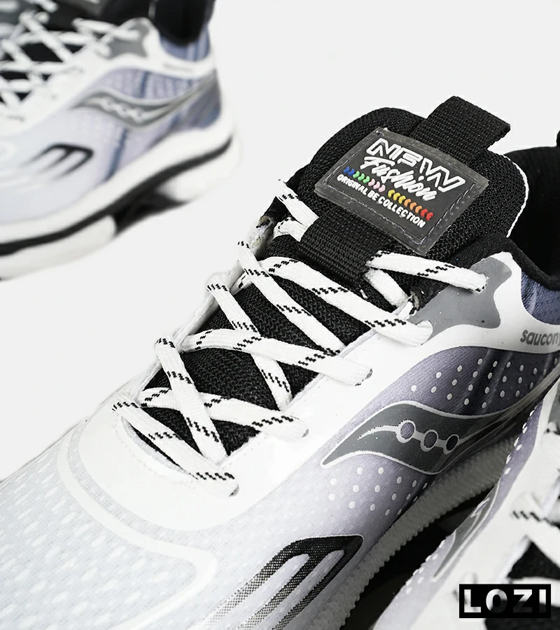 کفش کتانی سفید خاکستری Saucony Axon 3 مدل 7404
