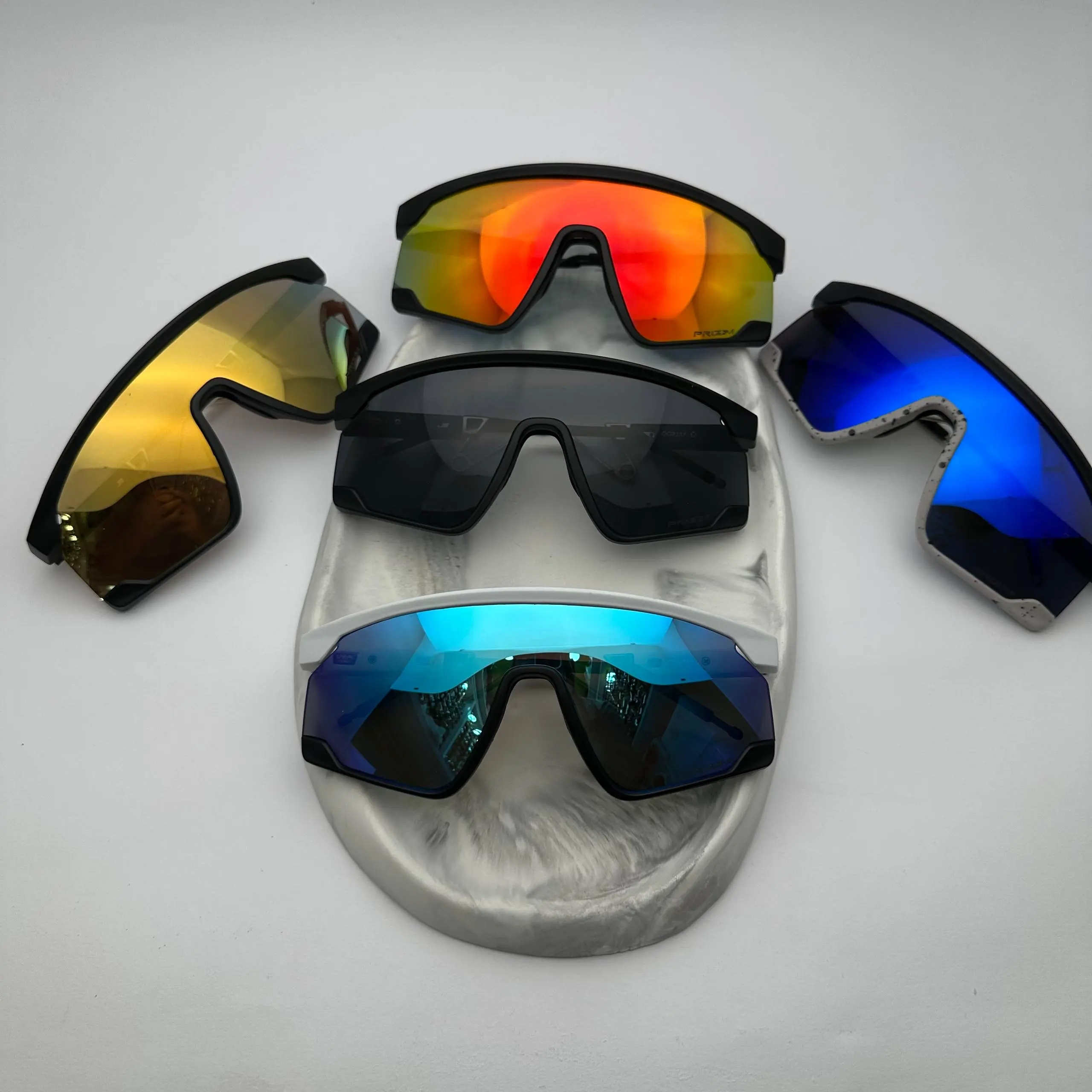 عینک ورزشی OAKLEY OC03 اقساطی