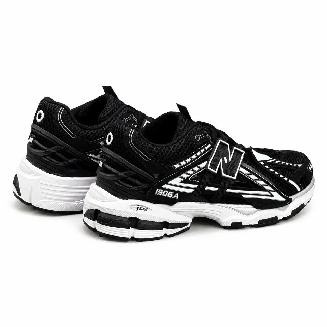 کتانی مردانه نیوبالانس 1906مشکی سفید 2 New BALANCE 1906A