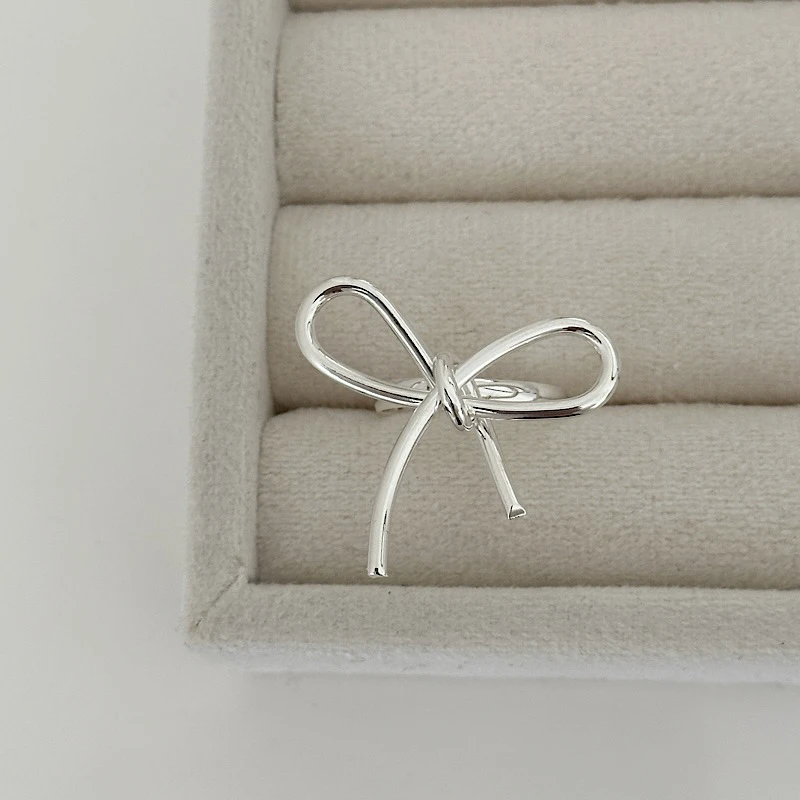 انگشتر زنانه پاپیون مینیمال کد 840