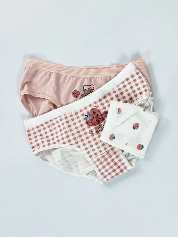 شورت اسلیپ نخ پنبه عروسکی طرح خرس و توت فرنگی