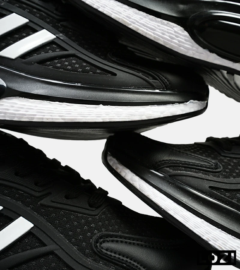 کفش کتانی مردانه مشکی سفید ADIDAS UltraBoost مدل 4725