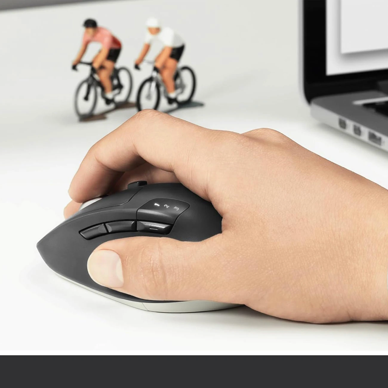 ماوس بی سیم لاجیتک Logitech مدل M720 چند دستگاهی