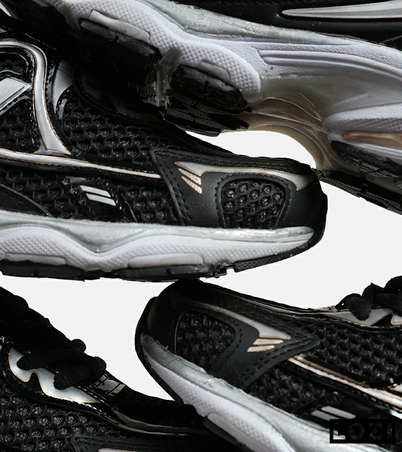 کفش کتانی مردانه و زنانه مشکی نقره ای NEW BALANCE 1064 مدل 5981
