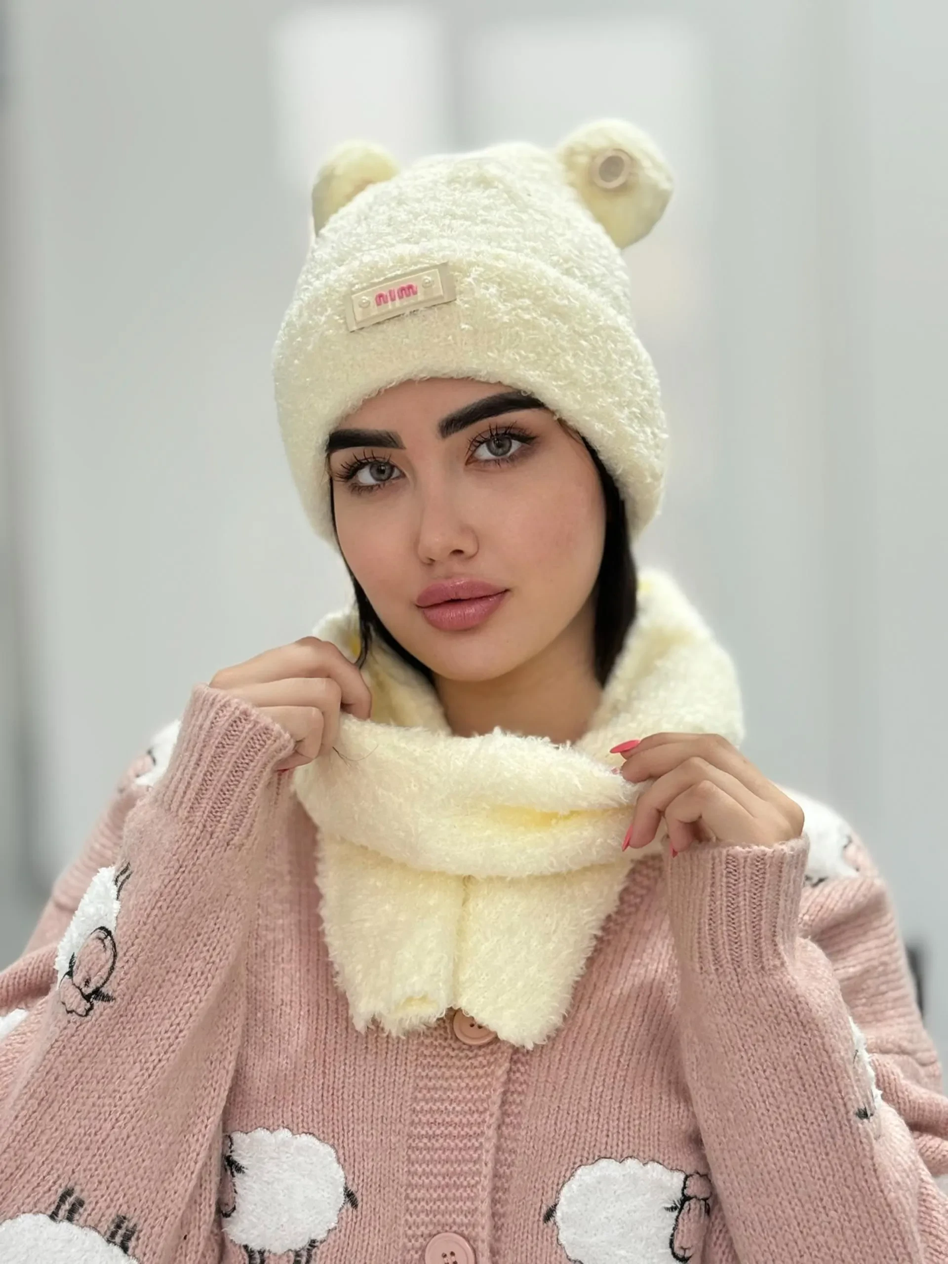 شال و کلاه استیکر مین