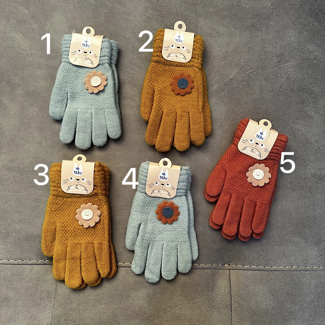 دستکش بچگانه