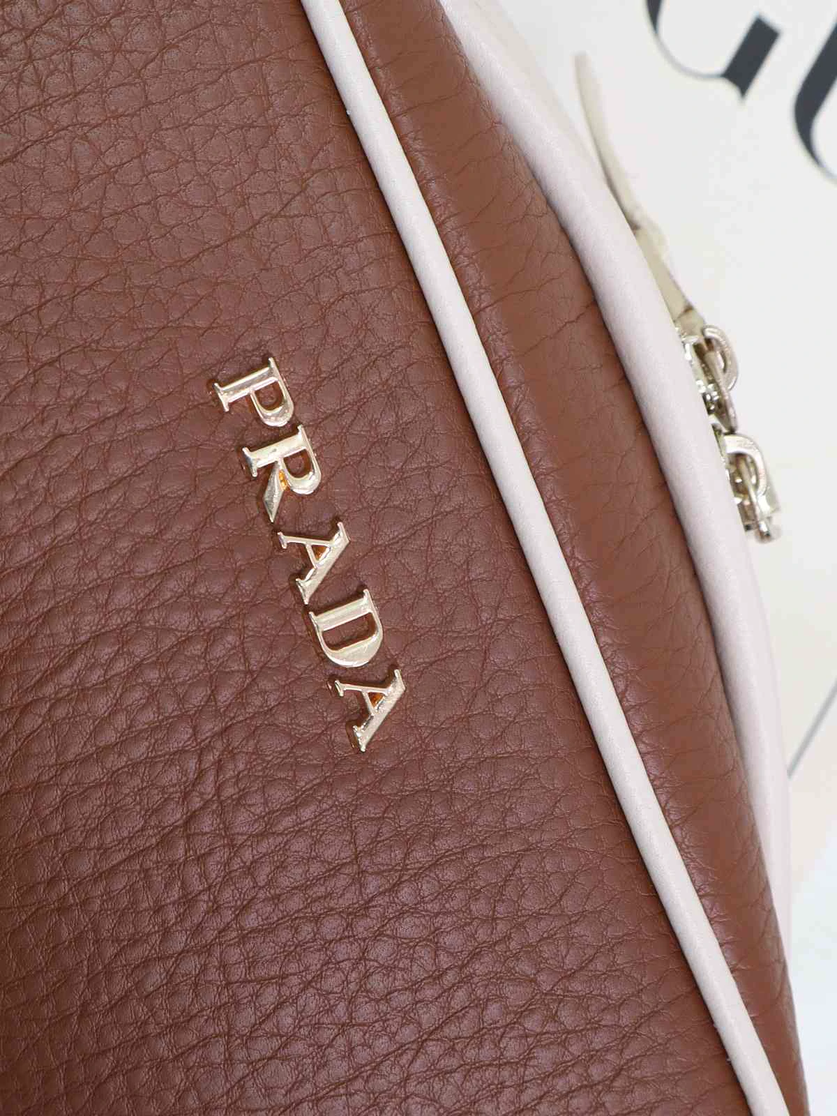 کیف دوشی زنانه مدل پرادا PRADA کد SH1502