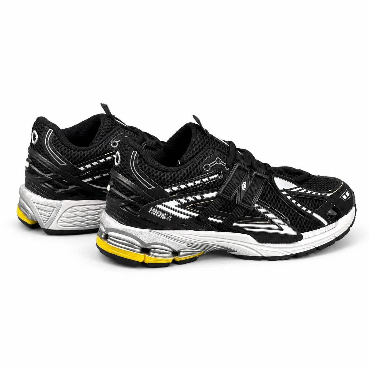 کتانی مردانه نیوبالانس 1906مشکی سفید New BALANCE 1906A