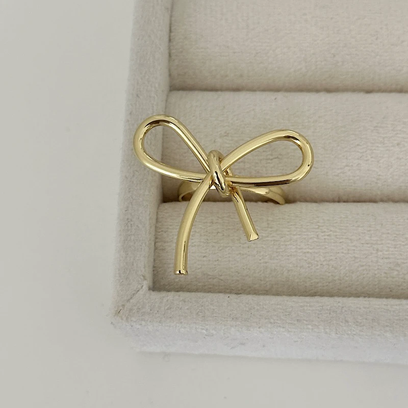 انگشتر زنانه پاپیون مینیمال کد 840