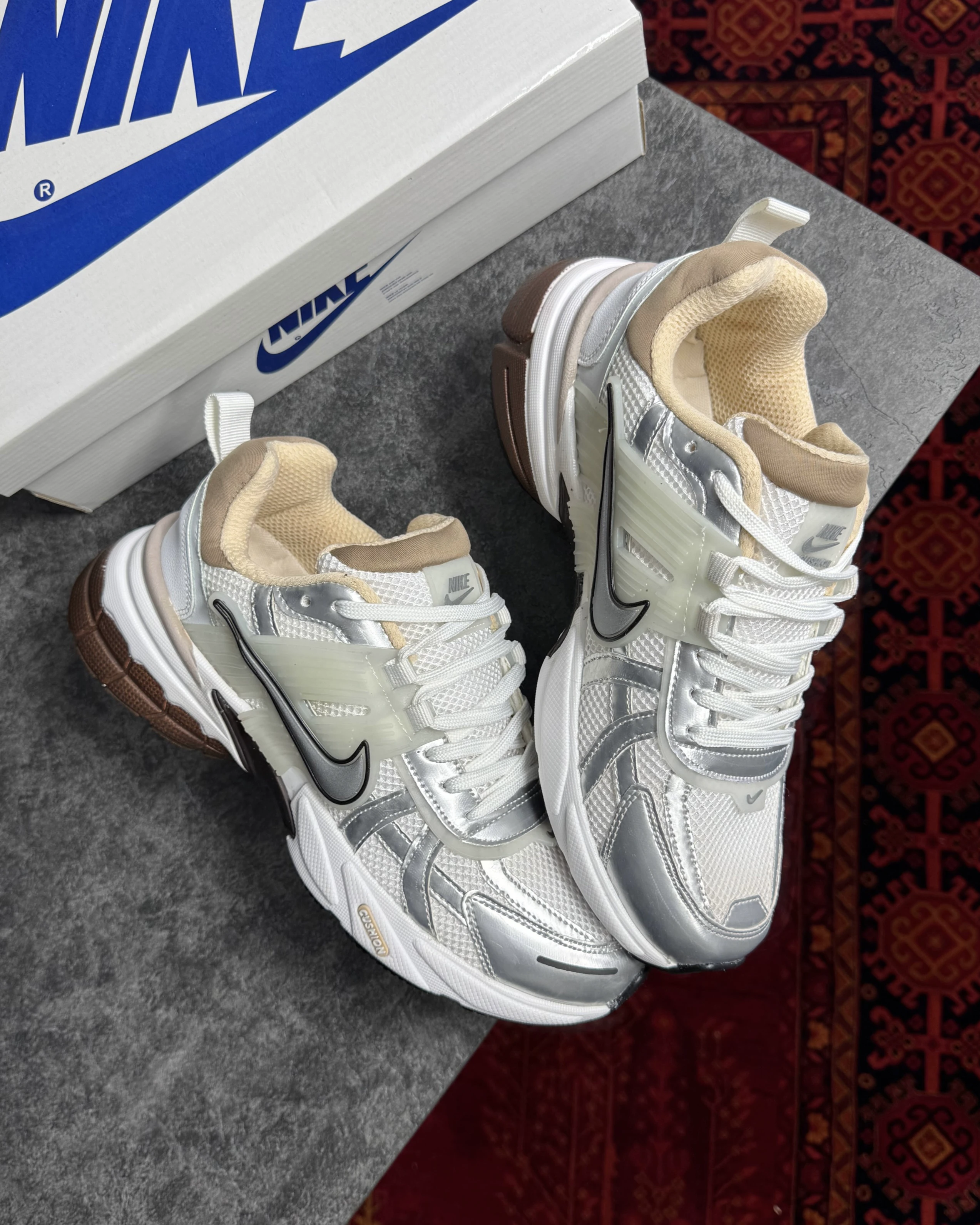 کتانی نایک مدل v2k